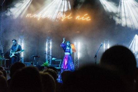 Koncert zespołu Kwiat Jabłoni w wiślańskim amfiteatrze